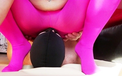Pink ripped pantyhose for slave and Godess